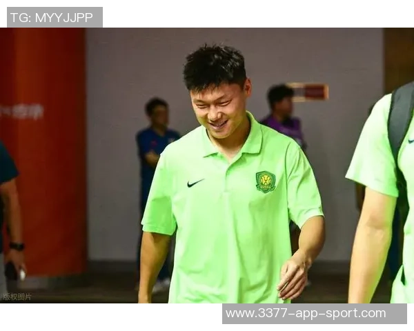 浙江队正式签约26岁前锋方昊北京国安球员将身披18号战袍出战